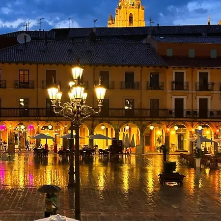 Plaza Mayor - Bohemia *