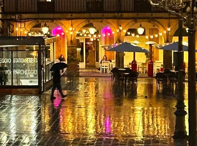 Plaza Mayor - Bohemia 게스트하우스 레온